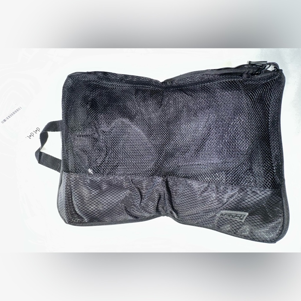 NWT Dot-to-Dot packing cubes - 5 piece set in black